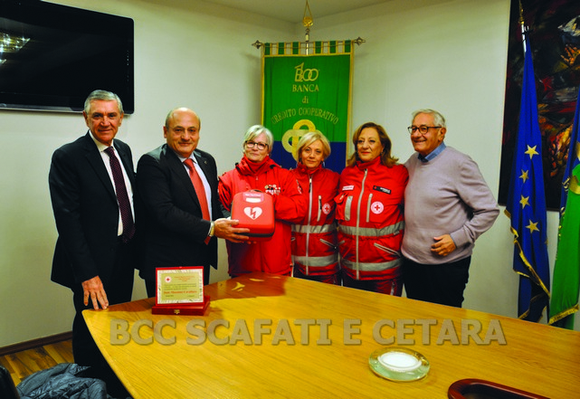 Dono defibrillatore alla Croce Rossa Italiana